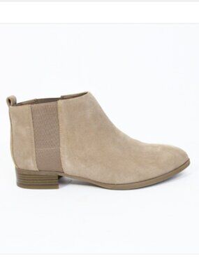 Nine West Chelsea Boots 6.5 Women tan Ankle Bootie Pull on Shoes Fall casual
